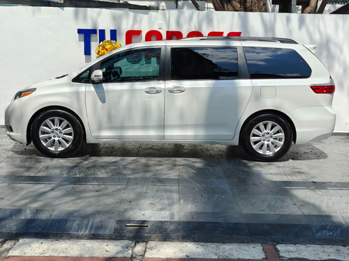 Toyota Sienna 3.5 Limited At