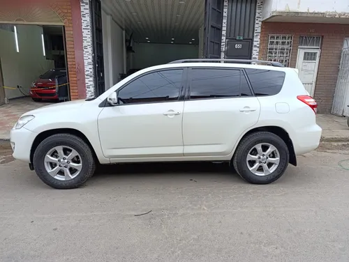 Toyota RAV4 2.4 Life 4x4