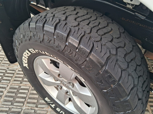 Toyota Hilux 2.7 Srv Cab. Dupla 4x4 Flex Aut. 4p