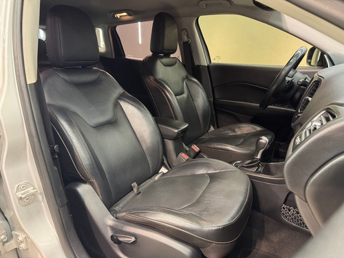 Jeep Compass LONGITUDE 2.0 4x2 Flex 16V Aut.