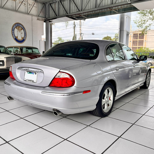 Jaguar X Type 2001 V6