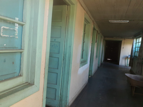 Casa Céntrica Con Terreno Con Alta Plusvalía En Villa Eden.