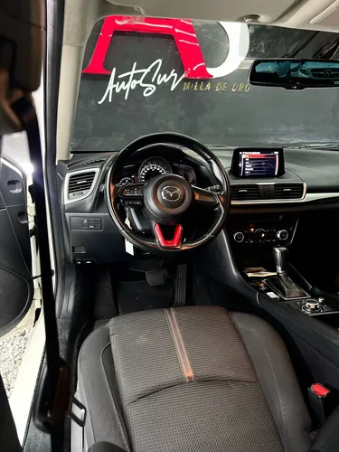 Mazda 3 2.0 Sport Touring