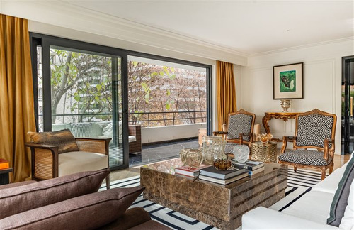 Departamento En Venta De 2 Dorm. En Las Condes