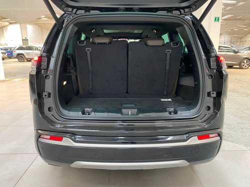 Jeep Commander 1.3 Overland Fwd At