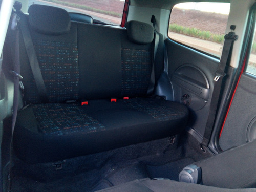 Fiat Uno Vivace 1.0 8v