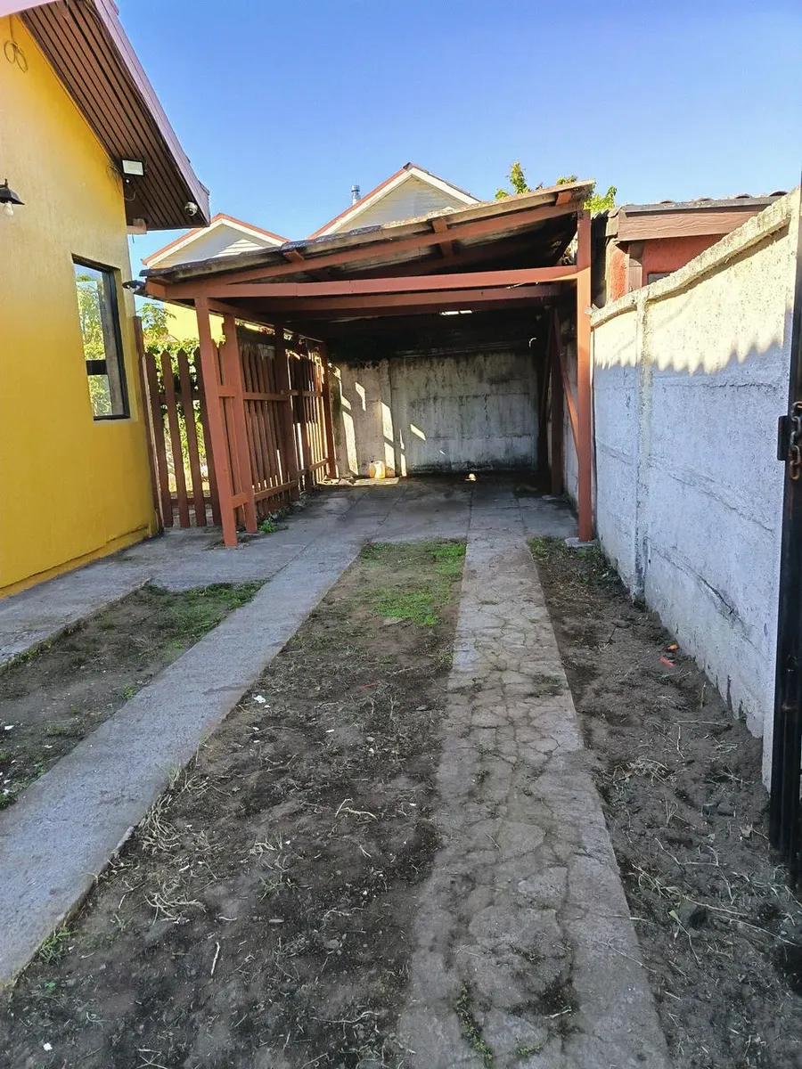 Imagen 3 de 21 de Amplia Comoda Propiedad En Sector Familiar Consolidado