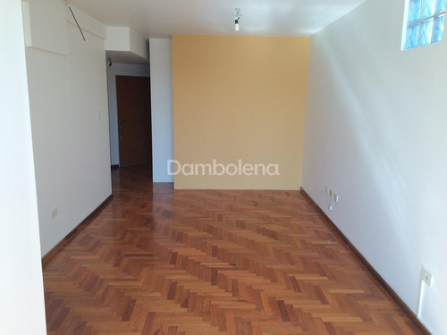 Imagen 12 de 18 de Departamento En Venta O Permuta Ubicado En Barracas, Capital Federal