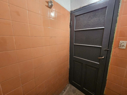 Imagen 25 de 30 de Venta Deposito Con Local Y Garage En Ciudadela