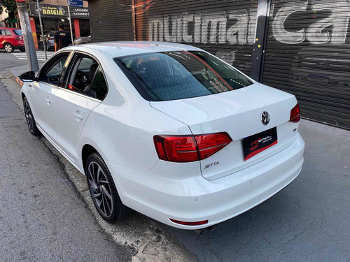 Volkswagen Jetta 2015 2.0 Tsi Highline 4p