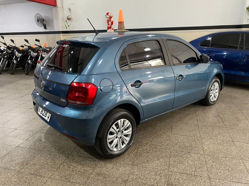 Imagen 7 de 11 de Volkswagen Gol Trend 1.6 Trendline 2017