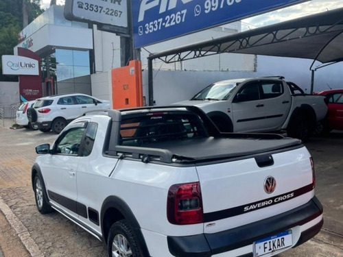 Imagem 3 de 6 de Saveiro 1.6 Cross Ce 8v Flex 2p Manual