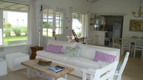 Imagen 3 de 26 de Casa, 3 Dorm Y Dep, Punta Del Este, La Barra, Laguna Blanca, Venta Y Alquiler- Ref: 376