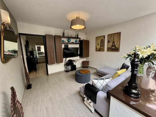 Cómoda Residencia De Una Planta- Juriquilla