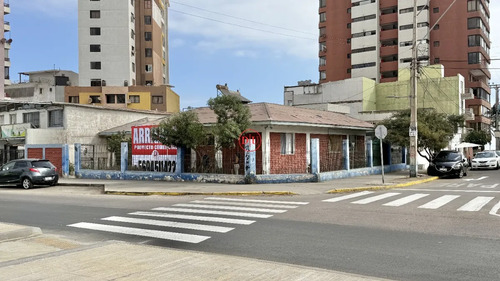 Arriendo Comercial Esquina | 441 M² | Playa Cavancha | Iqq