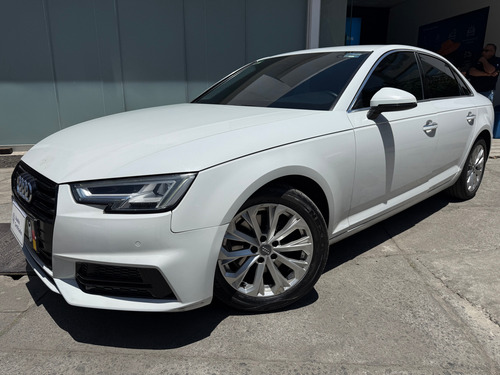 Audi A4 2.0 T Select 190hp Dsg