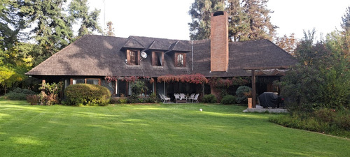 Hermosa Casa El Llano Condominio. Pirque