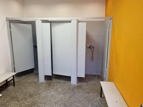 Imagen 4 de 8 de Monte Caseros Y Larrañaga, Gran Punto Comercial !!