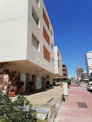 Imagen 2 de 9 de Departamento En Ubicación Ideal En La Península