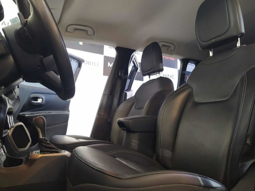 Imagen 15 de 24 de Jeep Renegade 2018 1.8 Longitude At6