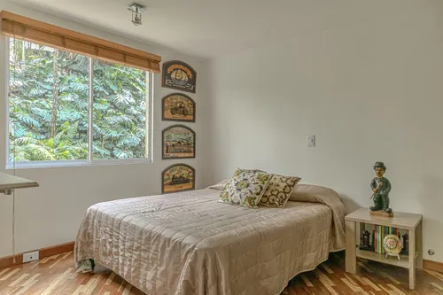 Apartamento En Venta En El Tesoro. Cod V21429