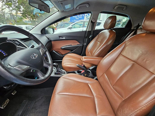 Hyundai HB20X 1.6 16V STYLE FLEX 4P AUTOMÁTICO