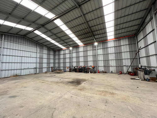 Bodega En Arriendo Con Excelente Ubicación (7676)