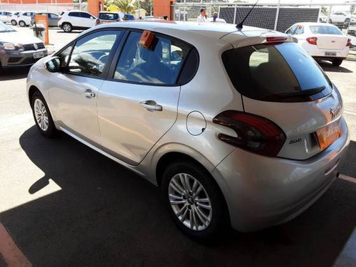 Imagem 6 de 9 de Peugeot 208 1.2 Active 12v Flex 4p Manual