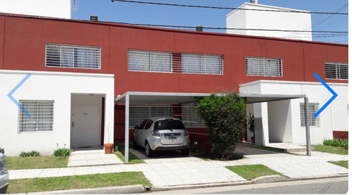 Casa En  Alquiler Tres Dormitorios, Urca, Zona Norte