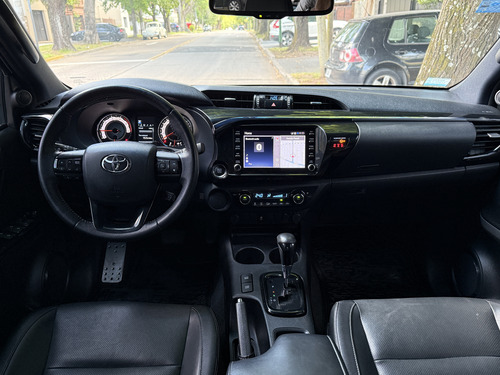 Toyota Hilux Pick-up 2.8 Cd Srx 177cv 4x2 At