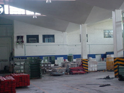 Bodega Independiente De 2830m2, Oficinas En Dos Niveles, Dos Entradas De Trailer