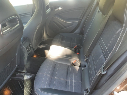 Imagen 8 de 10 de Mercedes-benz Clase A 1.6 A200 Urban 156cv 2017