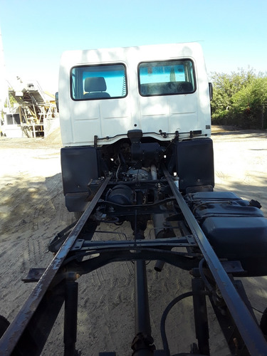 Ford Cargo 915
