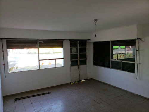 Casa En Venta - 2 Dormitorios 1 Baño - 420mts2 - Ensenada