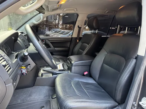 Toyota Land Cruiser 4.5 Elite Lc200
