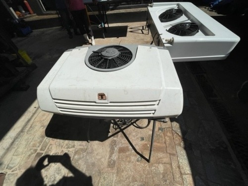 Imagem 9 de 17 de Aparelho Termo King V300 Max 12 Volts Ano 2013 Completo.