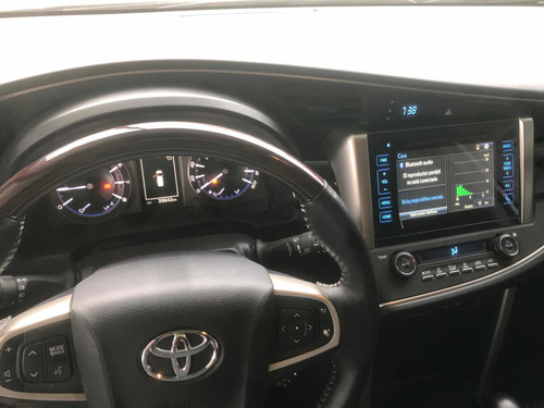 Toyota Innova 2018 2.7 Srv 6at 8a