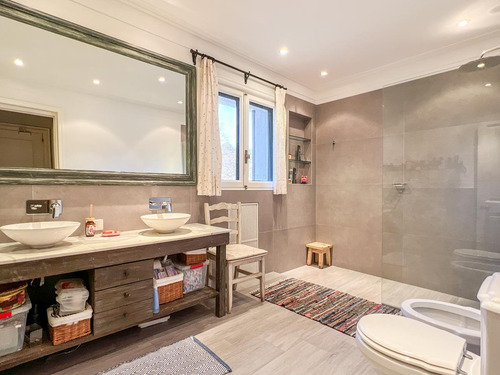 Venta Casa - Zona Martínez -libertador/rio