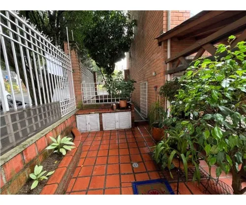 Se Vende Casa En Loma De Los Bernal Parte Baja