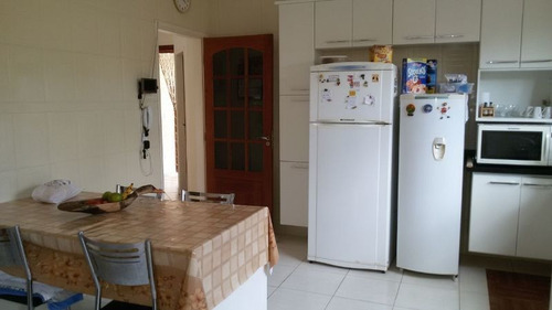 Uma Linda Casa Em Condomínio Fechado Em Tremembé - Cf-1310