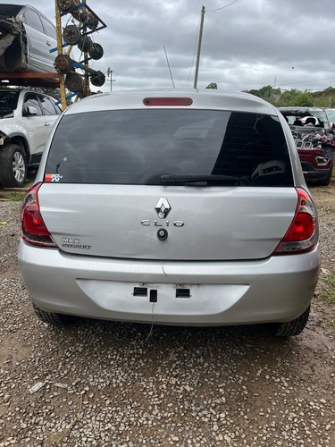 Renault Clio 1.0 2015 Flex Manual 80cvs - Vendido Em Peças