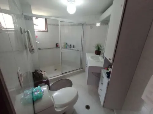Vendo Amplio Apartamento Al Norte De Cali Barrio Centenario
