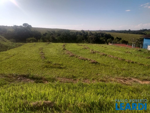 Imagem 1 de 3 de Terreno Em Condomínio - Aracoiaba - Sp - 627467