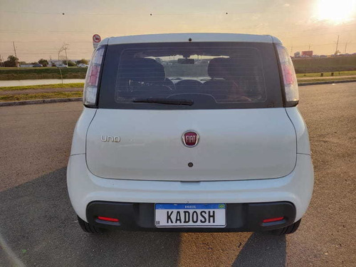 Imagem 7 de 15 de Fiat Uno Attractive 1.0 2019