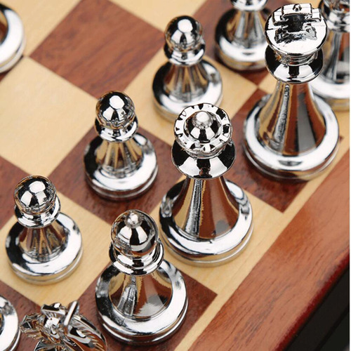 Juego De Ajedrez Medieval Con Tablero De Ajedrez Oro Plata