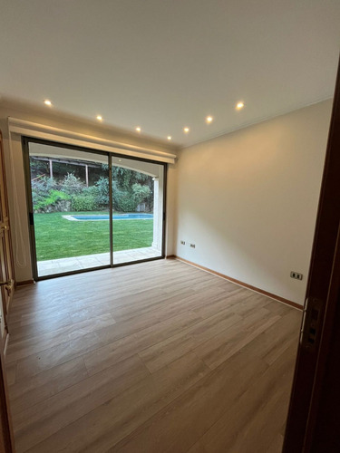 Estupenda Y Amplia Propiedad Recién Remodelada A Estrenar.
