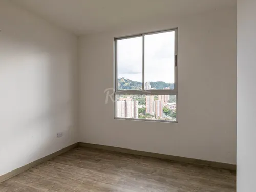 Apartamento En Venta En Loma Linda. Cod V776051