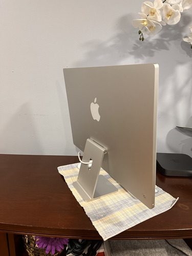 iMac 24 M1 (2021) Ram 8gb Ssd 256gb Plateado Open Box (Usado)