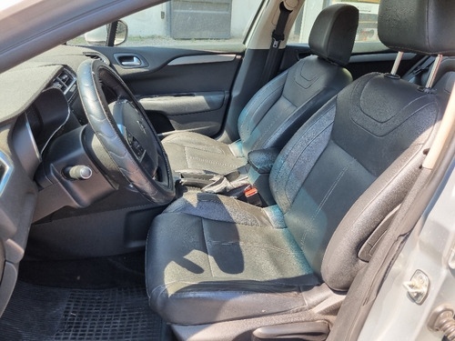 Imagen 13 de 16 de Citroën C4 Lounge 2019 1.6 Hdi 115 Feel Pack