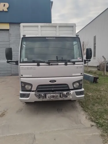 Ford Cargo 915 E .buen Estado General. Caja Cerrada